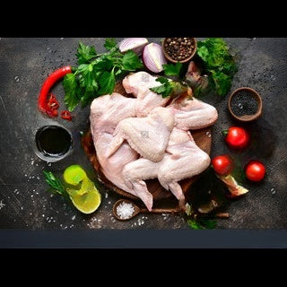FRESH CHICKEN WINGS